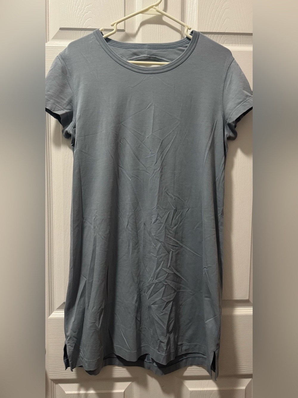 lululemon athletica Short Sleeve Tee Dress in Light Steel Blue